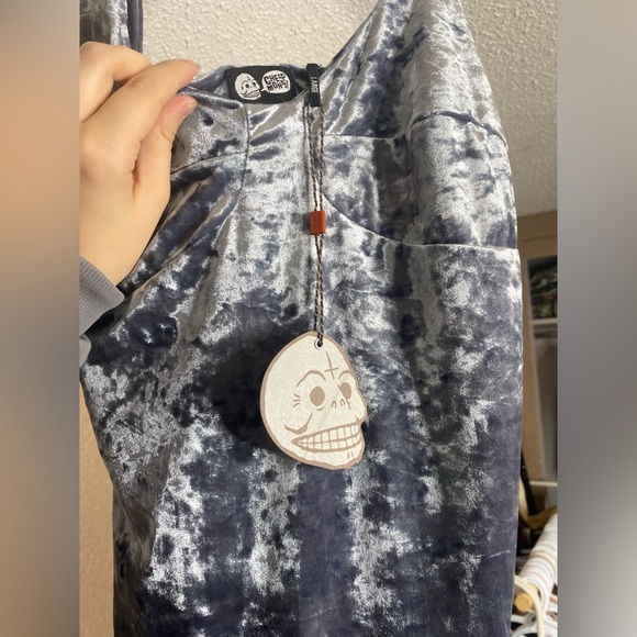 NWT Urban Outfitters - Cheap Monday crushed velvet silver dress - L - Picture 4 of 8